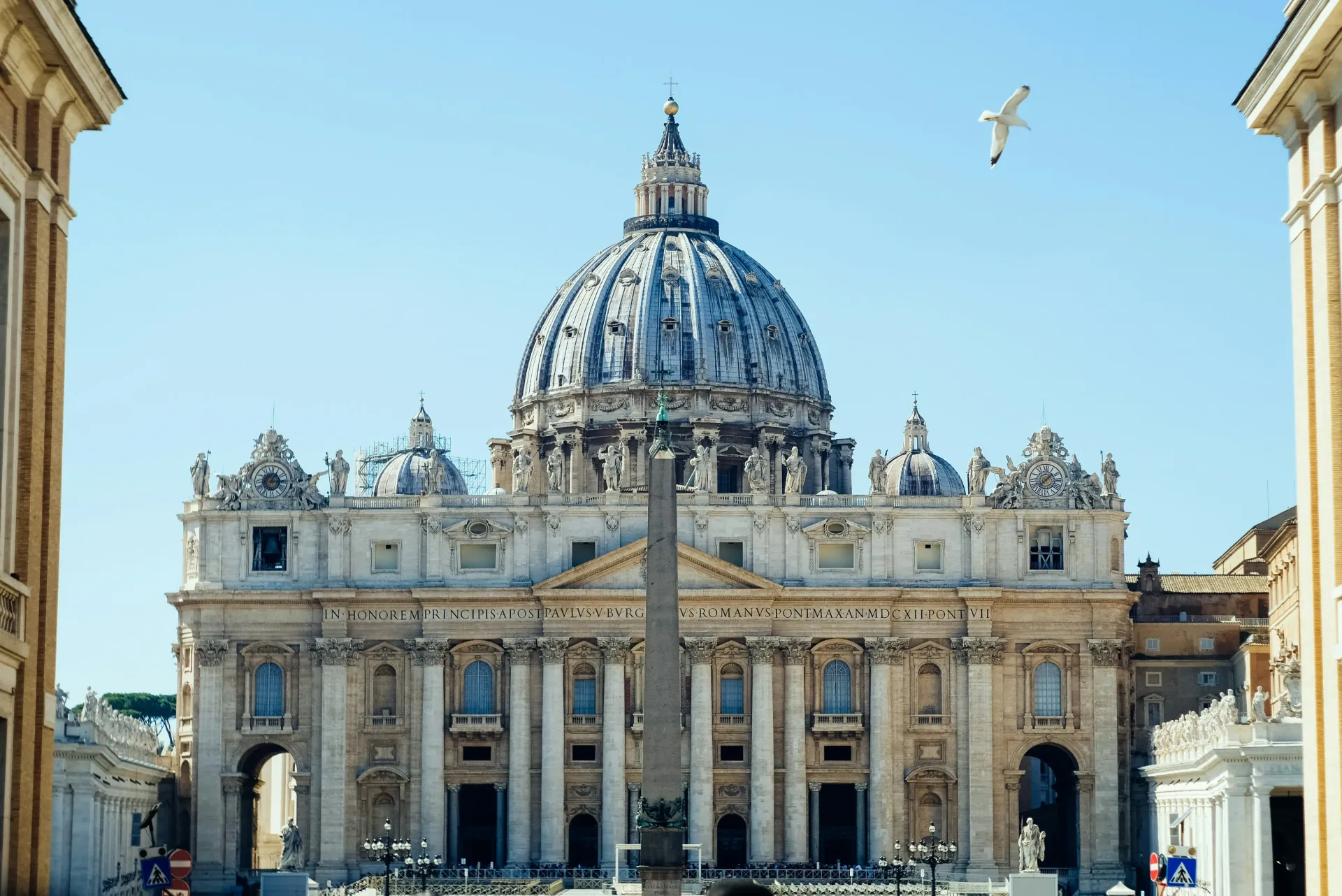 Drive to the eternal city of Rome. Visit the world’s smallest country – the Vatican City and St. Peter’s Basilica only.